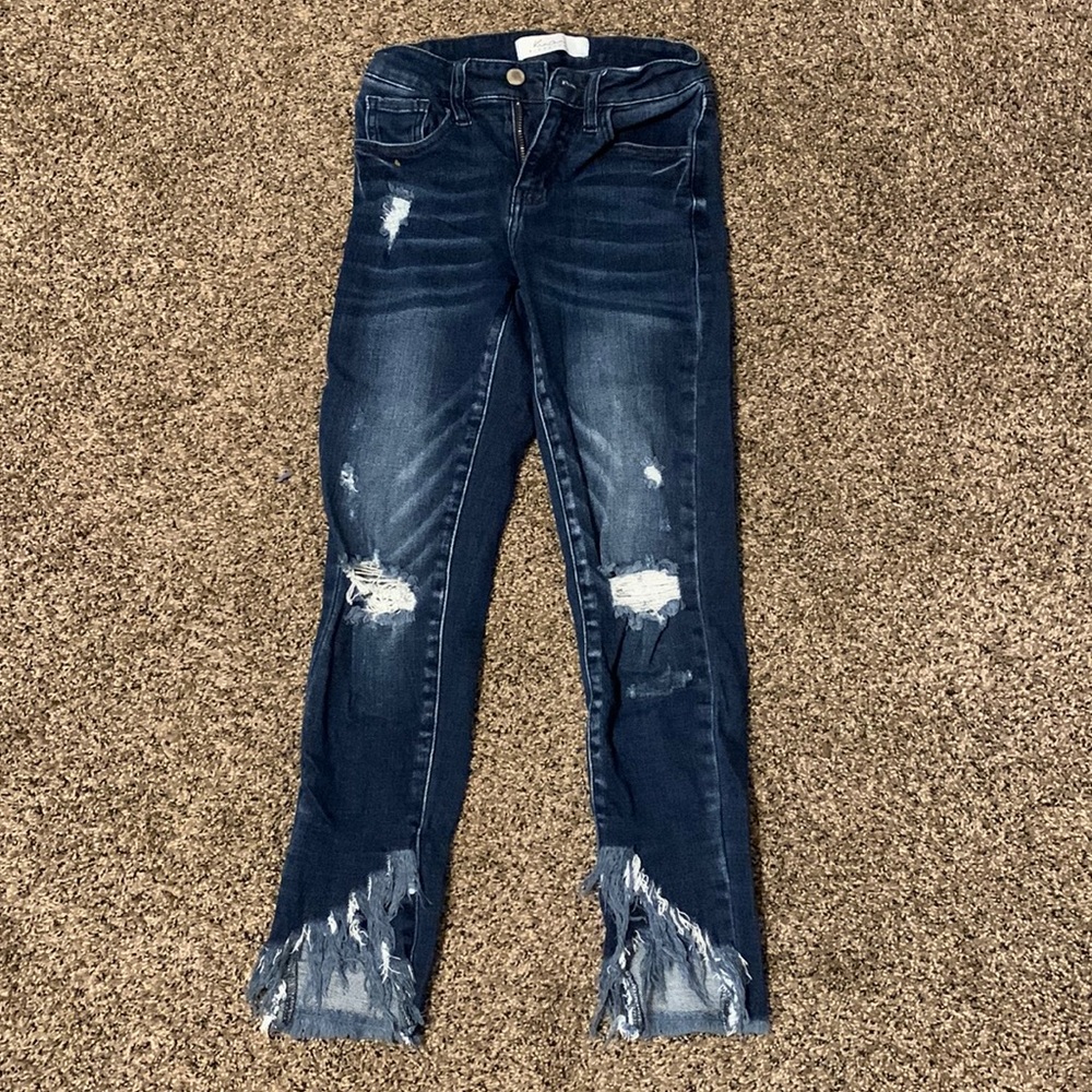 Kancan Signature Skinny jeans, distressed with fringe at the bottom